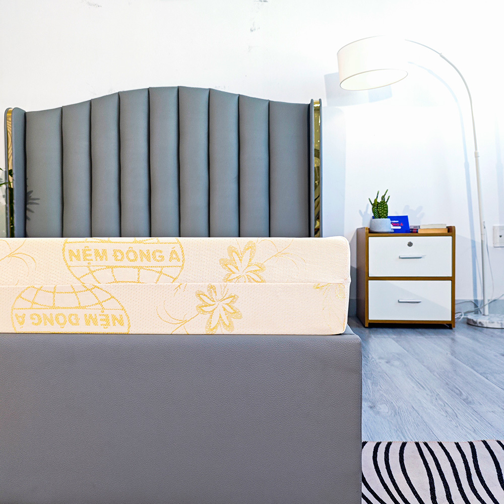 nệm đông á gold góc