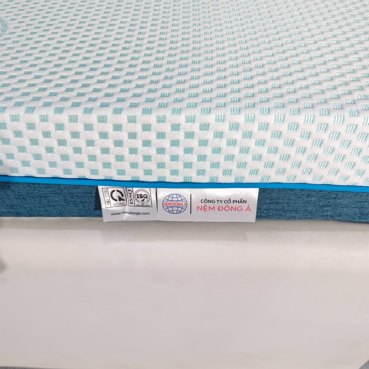 nệm cao su thiên nhiên đông á diamond chính hãng 5
