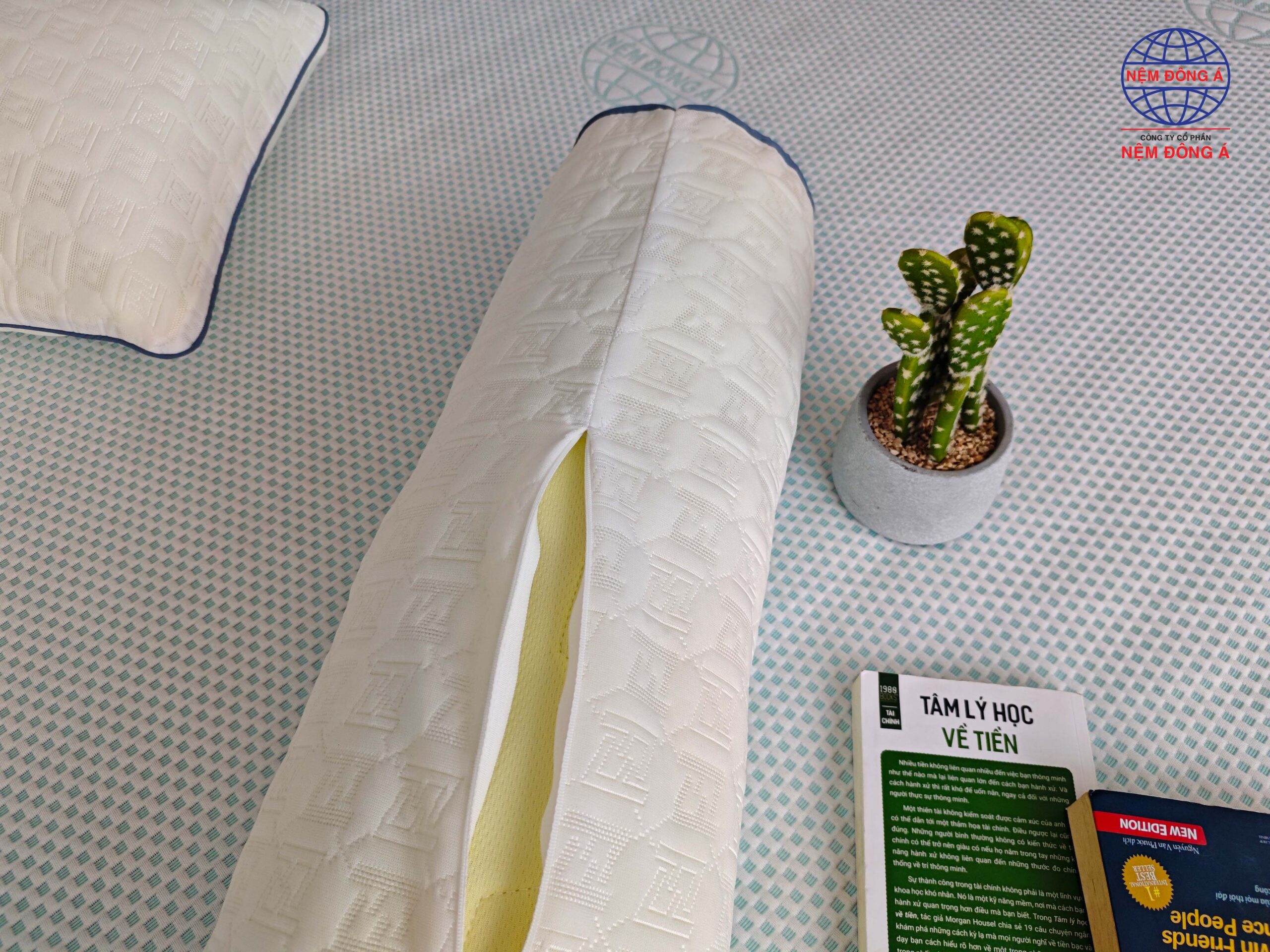 gối ôm happy khóa kéo Áo gấm, khóa kéo