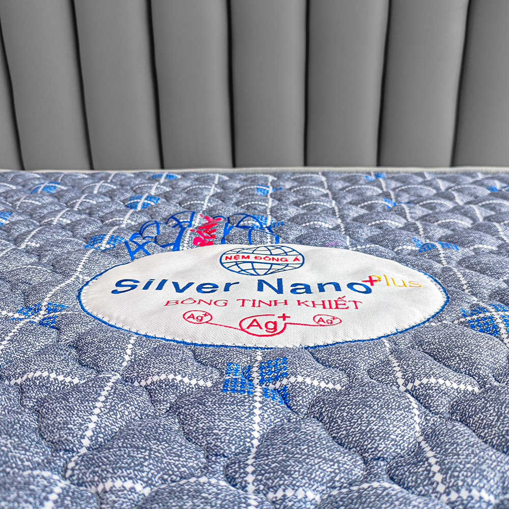 logo thiêu trên nệm silver nano plus